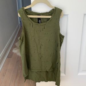 Bobi Distressed high low tank top
